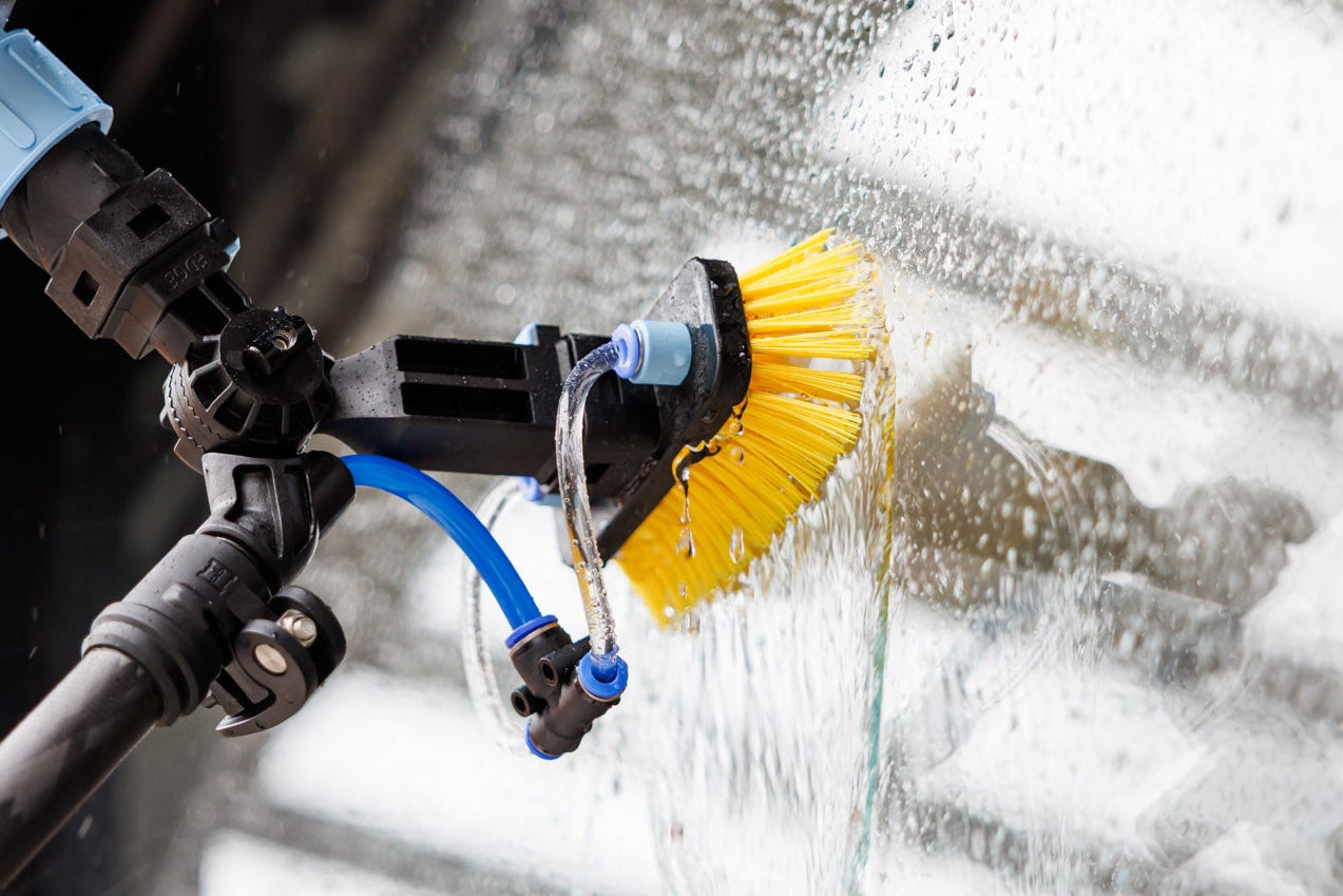 Edge™ Mini Scrub Brush